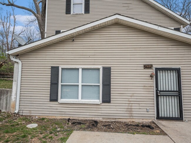 Building Photo - 7327 Bellefontaine Ave