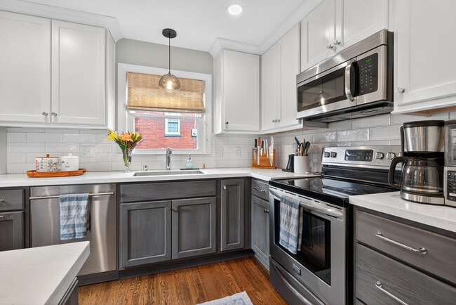 Building Photo - 1729 Appomattox Rd