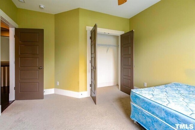 Building Photo - 53 Old Piedmont Cir