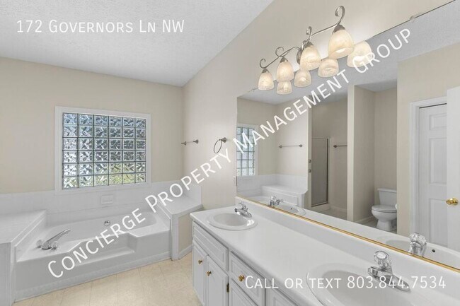 Building Photo - 172 Governors Ln NW