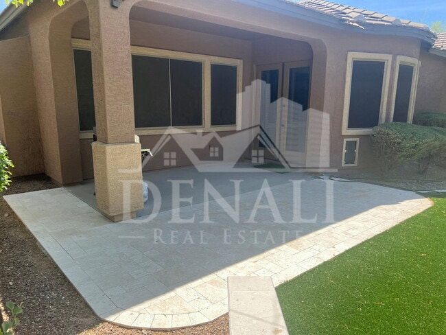 Building Photo - 32604 N 24th Dr