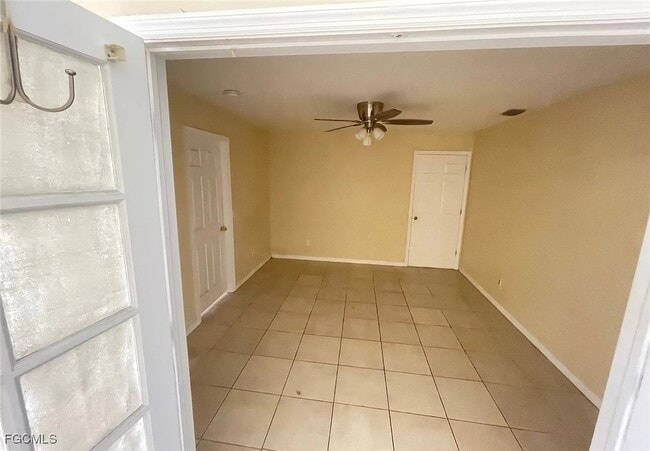 Building Photo - 819 Abrams Blvd