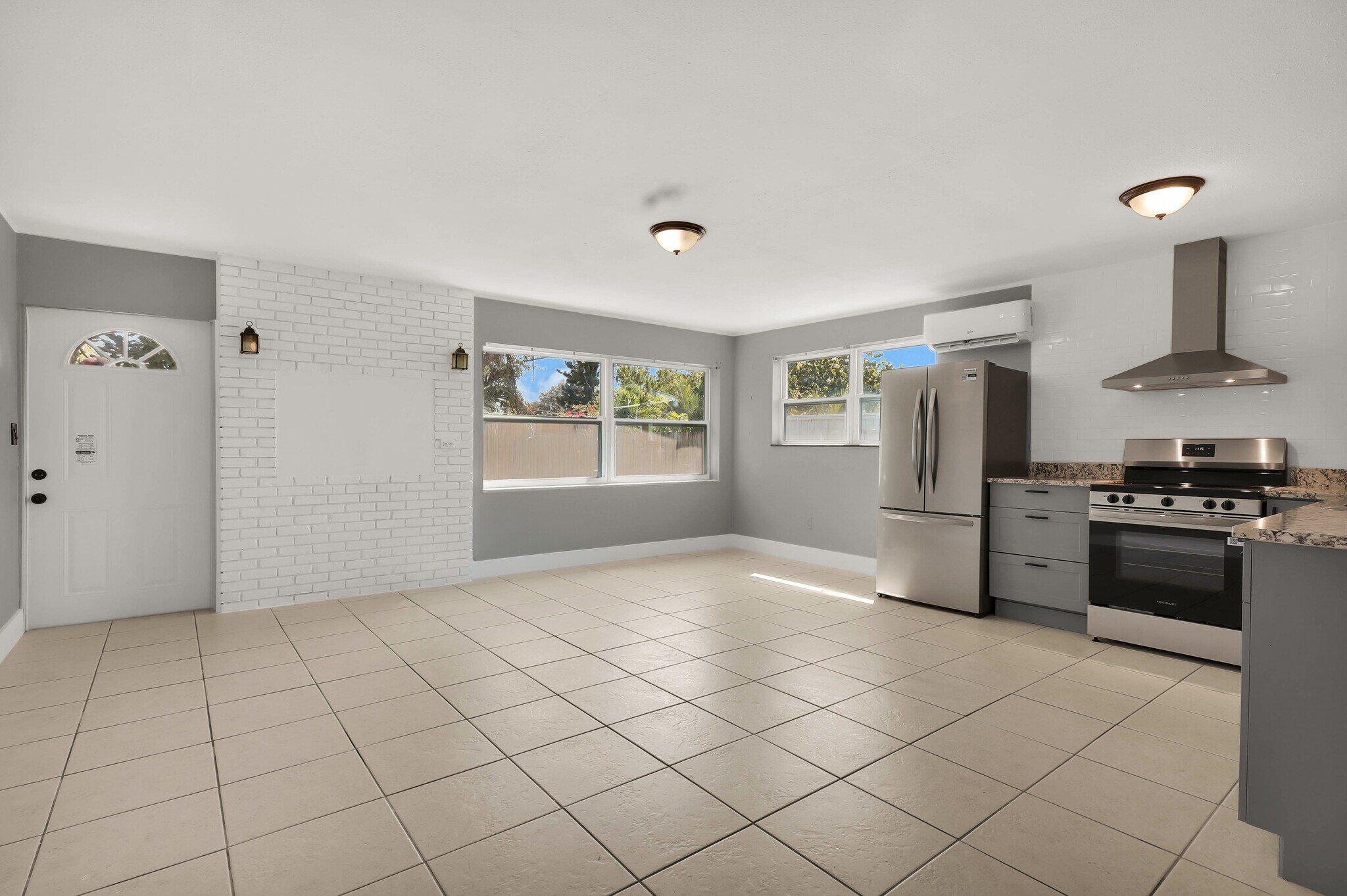 Nice and open with lots of natural light - 249 SW 12th St