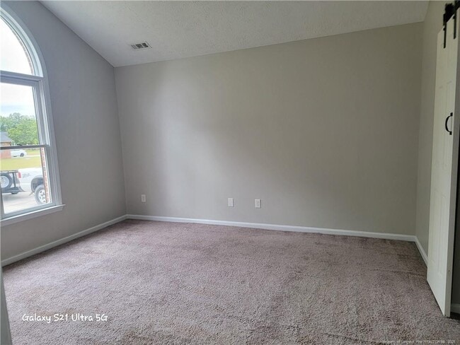 Building Photo - 409 Sparrow Dr
