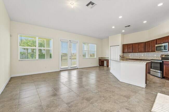 Building Photo - 1769 Berskshire