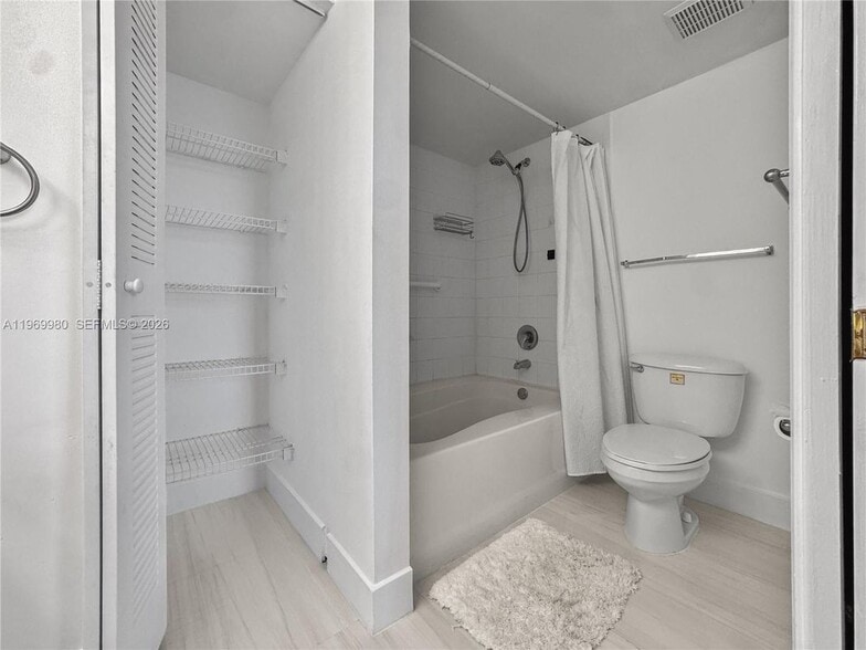 Building Photo - 2123 Renaissance Blvd