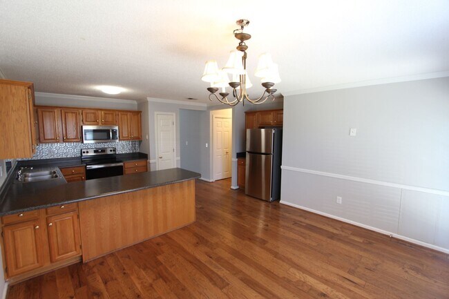 Building Photo - 3BR 2BA in Helena Loaded with Updates!!. Cute! Cute! Cute!