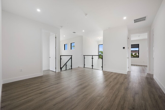 Building Photo - 12526 Solana Bay Cir