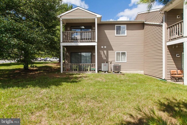 Building Photo - 10286 White Pelican Way