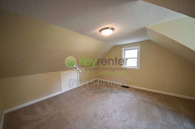 Building Photo - 3742 Atterbury St