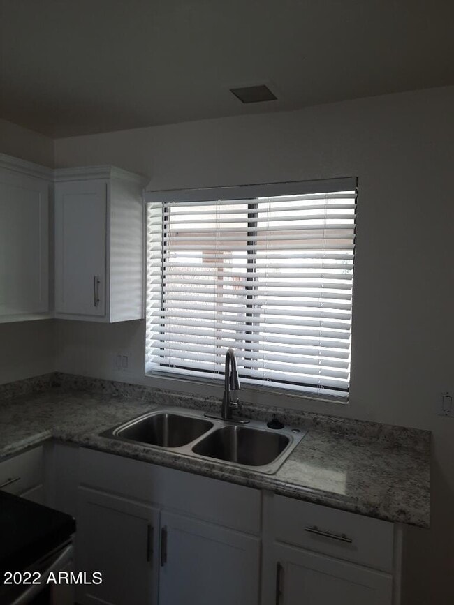 Building Photo - 4522 E Camino Cir