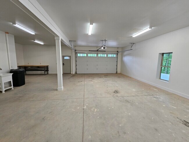 Building Photo - 281 Judson Ridge Rd
