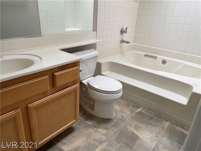 Building Photo - 2964 Juniper Hills Blvd