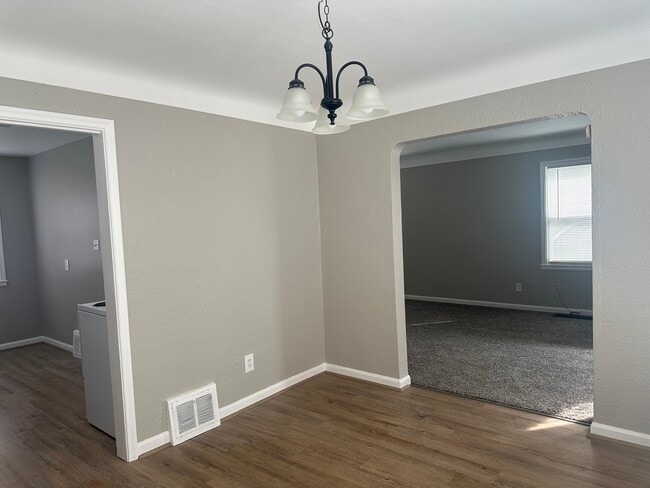 Building Photo - Three bedroom house with garage