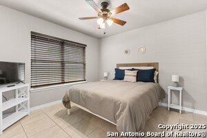 Building Photo - 2319 Westview Dr