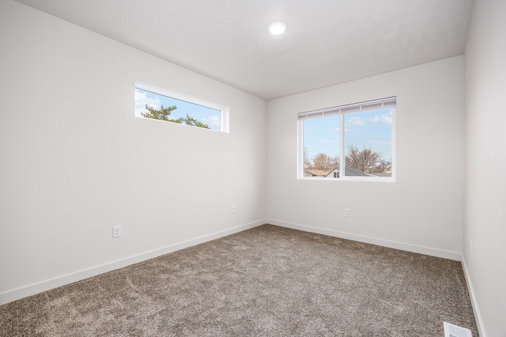 Building Photo - 20 S Volland St