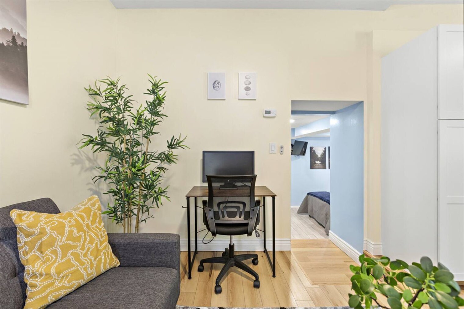 Building Photo - 137 W 15th St