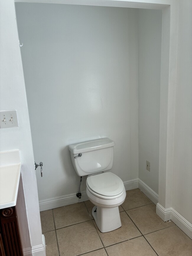 Building Photo - 10214 Marine View Dr