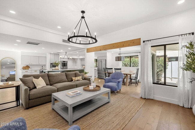 Building Photo - 7602 E Vía Del Reposo