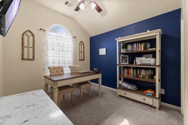 Building Photo - 28987 Birch Green Way