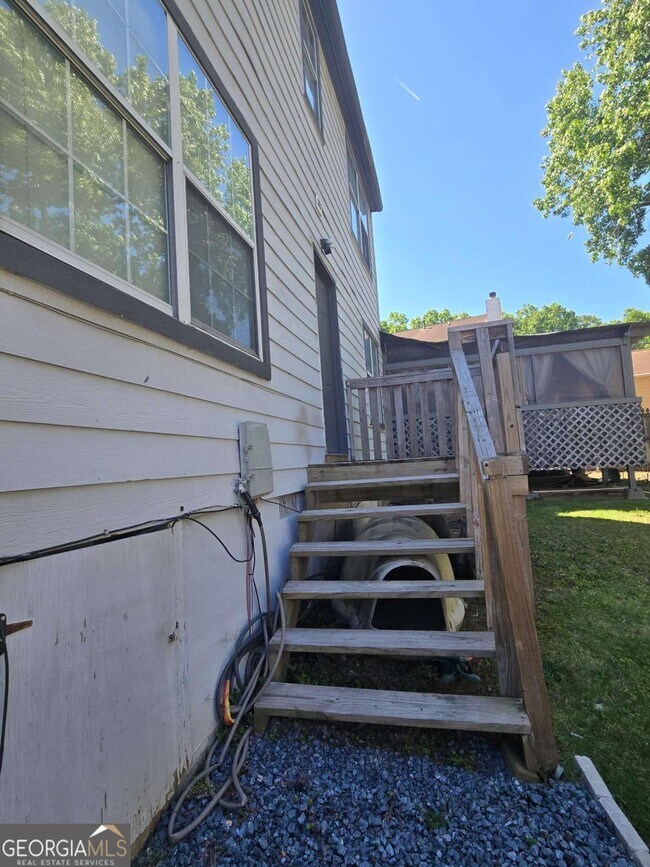 Building Photo - 7073 Allison Ct