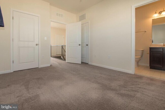 Building Photo - 14337 Potomac Heights Ln