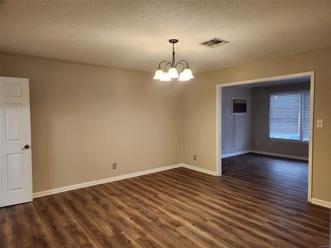 Building Photo - 278 Teri Ln