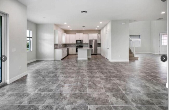 Building Photo - 5459 Liberty Ln