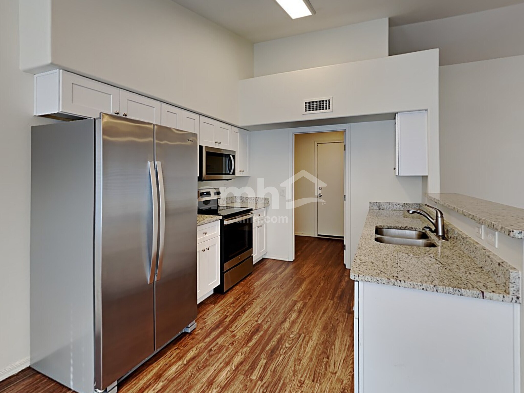 Building Photo - 8523 W Acapulco Ln