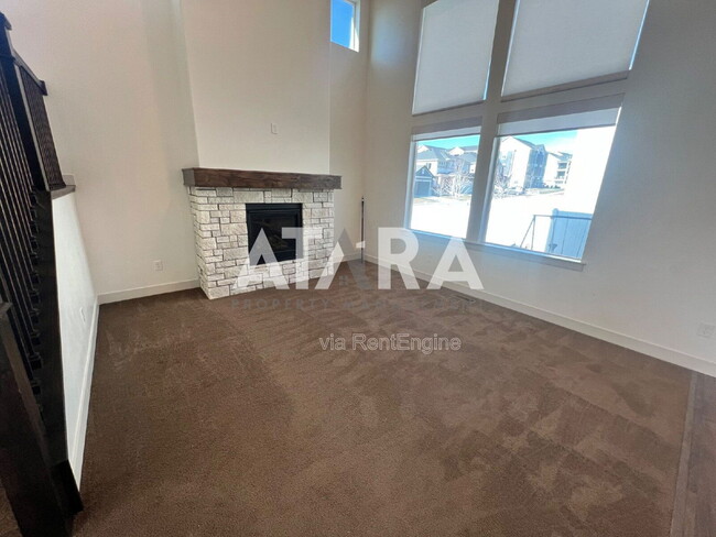 Building Photo - 1788 W Fall Brook Dr