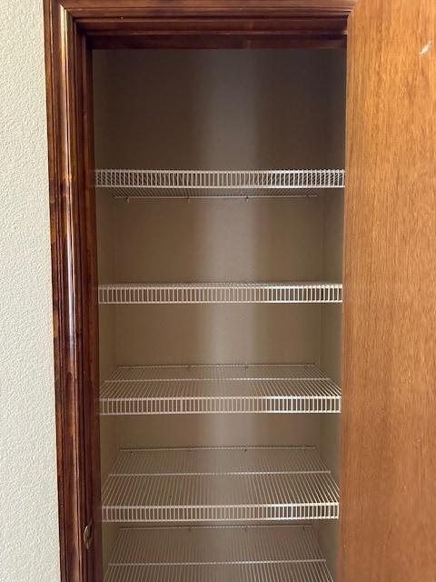 Building Photo - 10305 Plymouth Ct