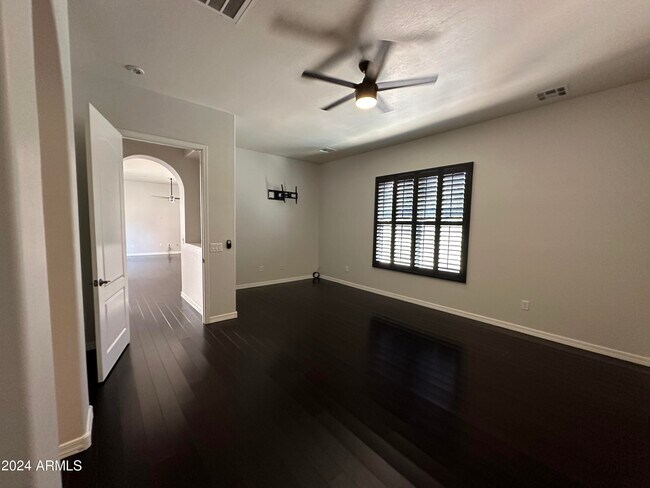 Building Photo - 2251 E Azalea Dr