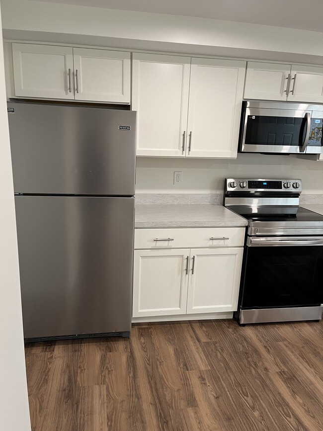 1 bed/1 bath kitchen - 507 Germantown Pike