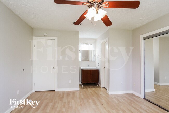 Building Photo - 21330 N Tangle Creek Ln