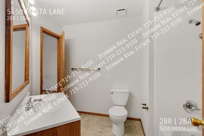 Building Photo - 5450 Fiesta Ln