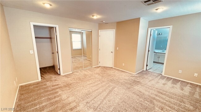 Building Photo - 722 Peregrine Falcon St