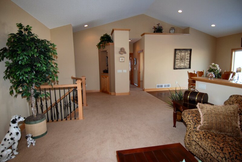 Building Photo - 7970 Hartig Cir