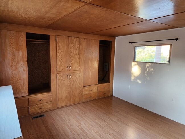 Building Photo - 2790 US-101