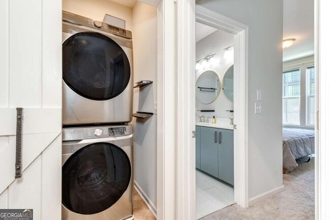 Building Photo - 912 Brees Ct