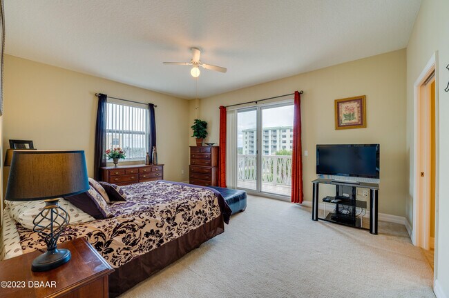 Building Photo - 3801 S Atlantic Ave