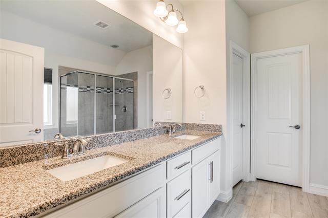 Building Photo - 9701 Creekmere Dr