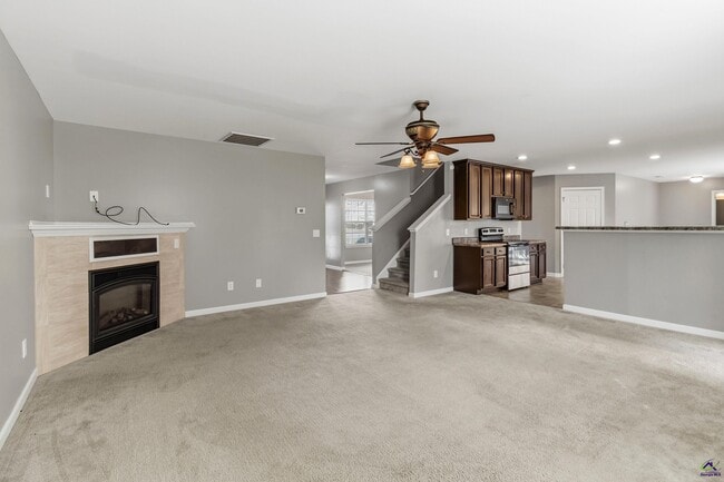 Building Photo - 100 Stoney Creek Dr