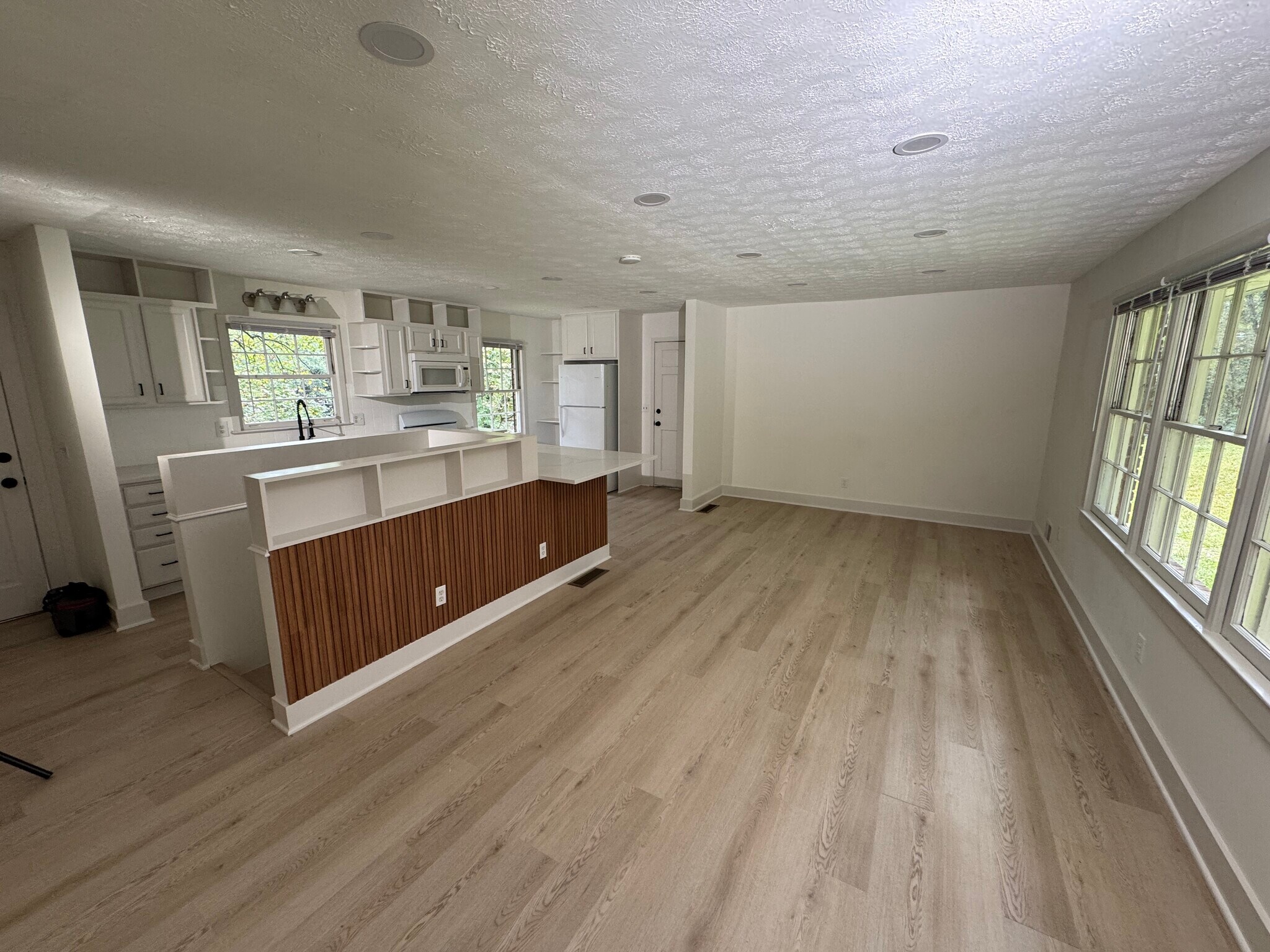 Building Photo - 2289 Addison Rd NE