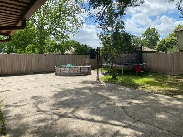 Building Photo - 38043 Mistletoe St