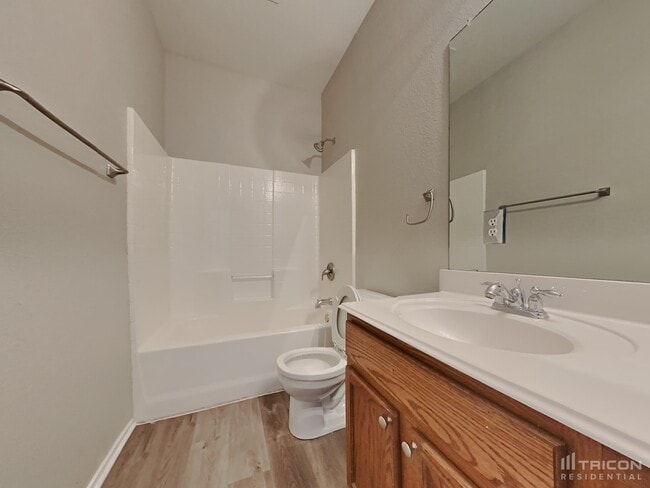Building Photo - 13233 Evergreen Dr