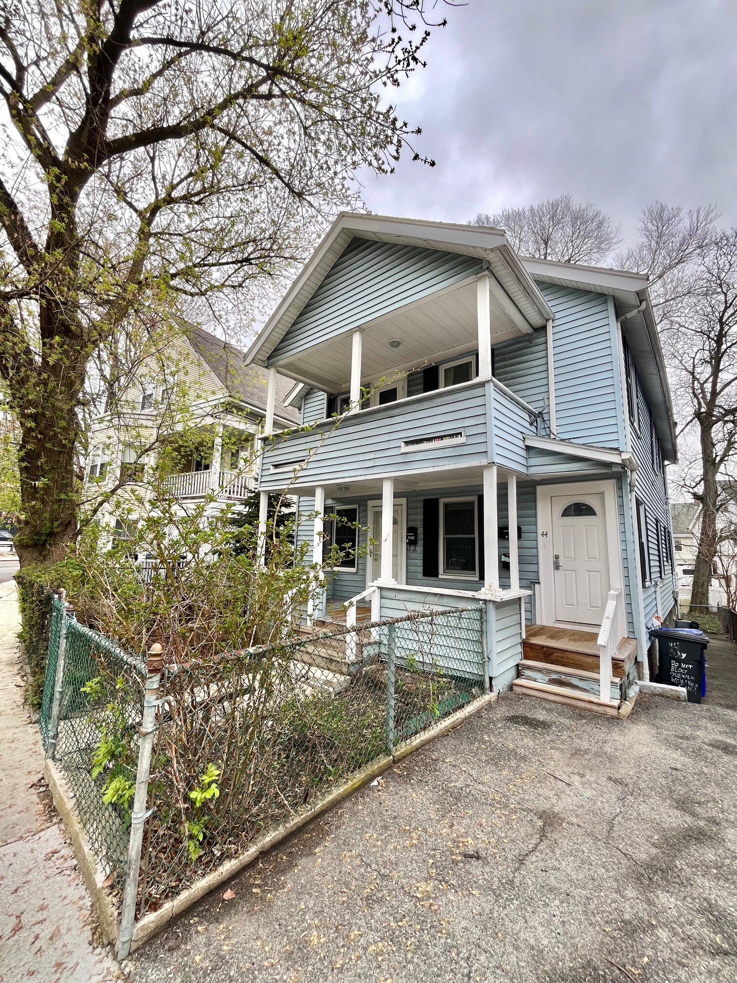 Building Photo - 42 Day St