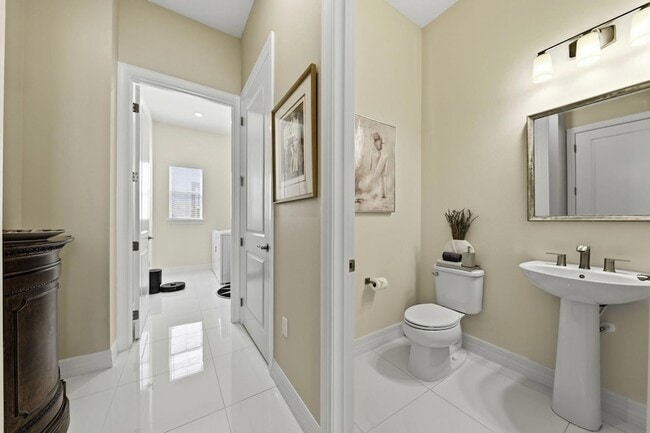 Building Photo - 10332 Northbrook Cir