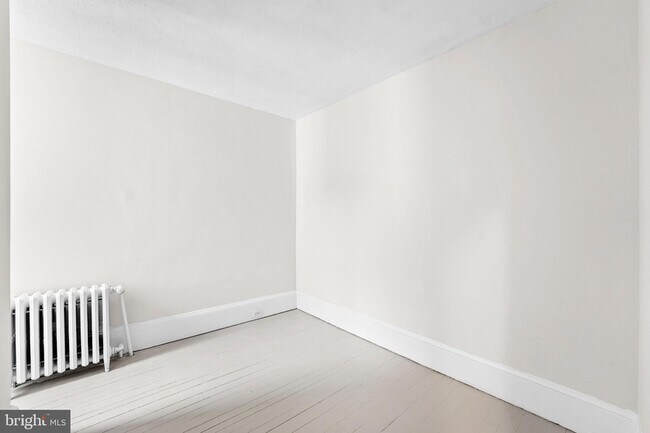Building Photo - 511 S Harrison St