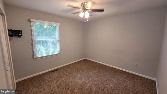 Building Photo - 2725 Vivians Way