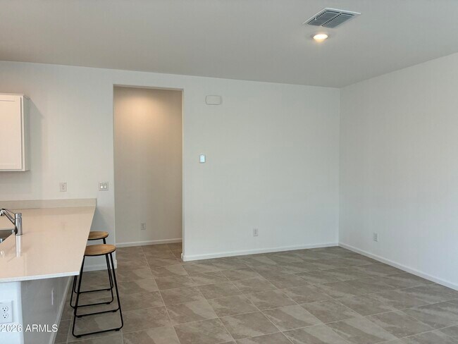 Building Photo - 17321 W Gray Fox Trl